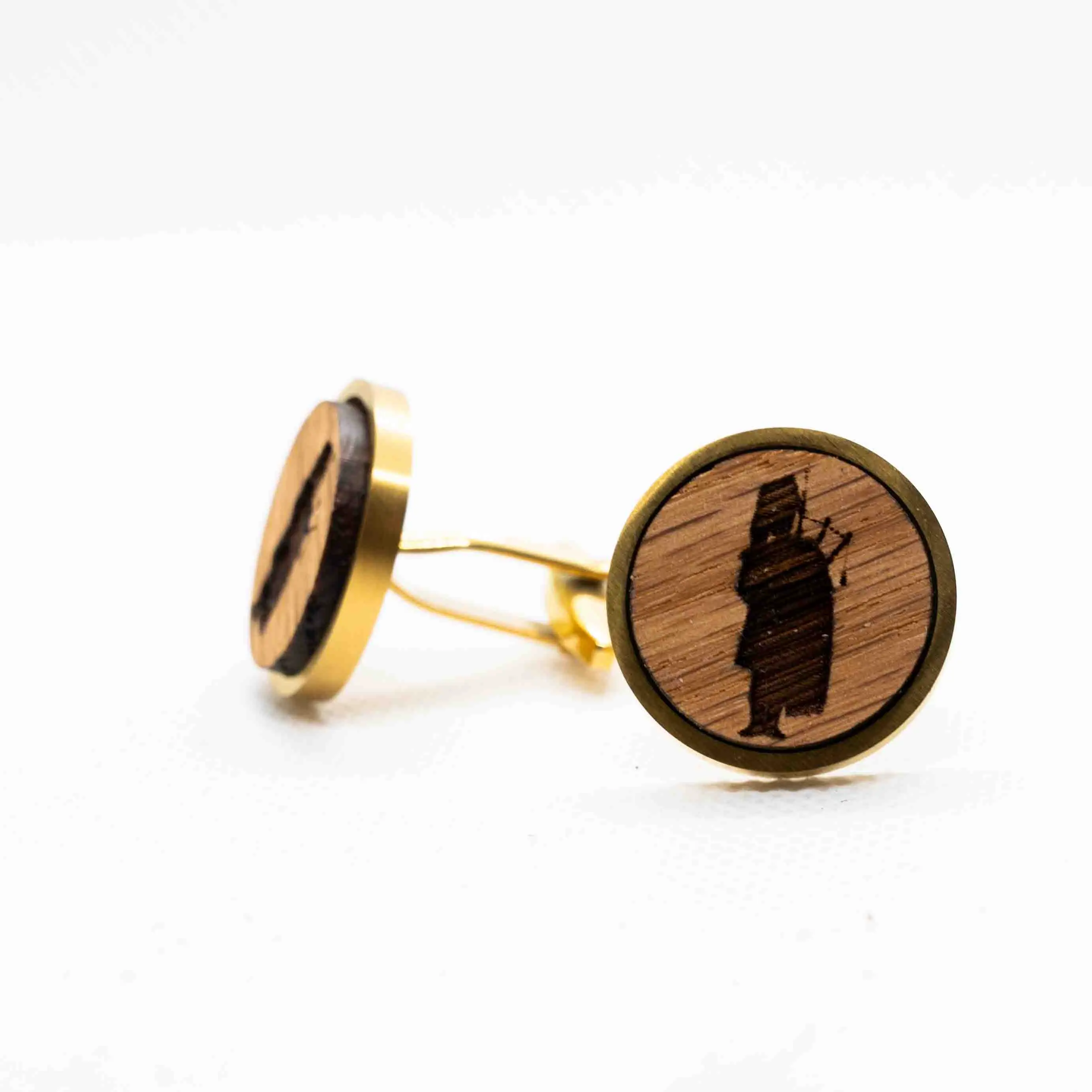 BagPiper V Wooden Cufflinks